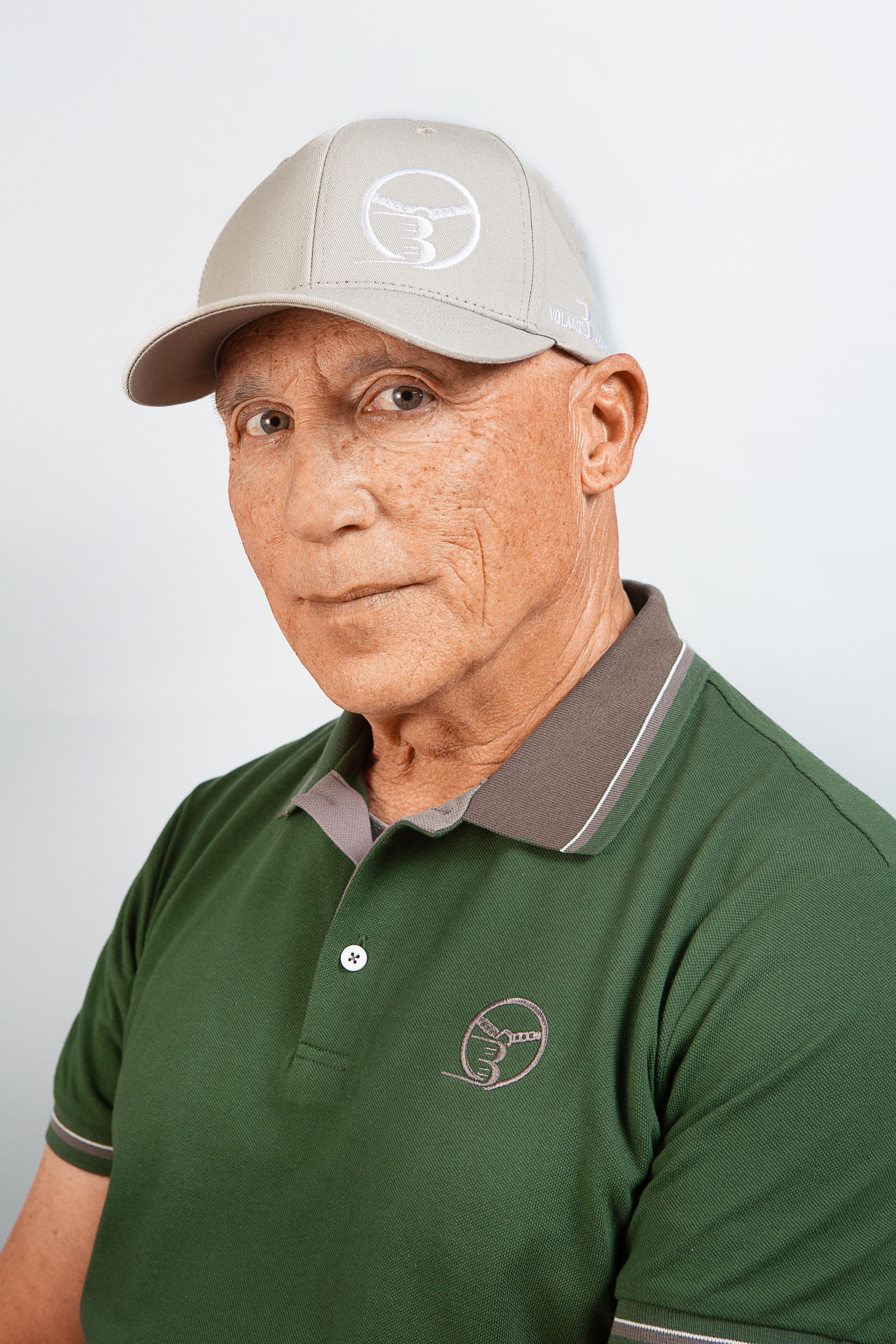 Embroidered grey Racing Sky cap – Volant 3 Ranches